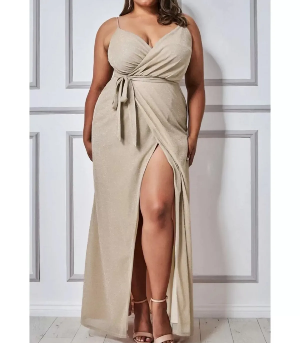 LC Aprikoosi wrap-look v-maksimekko halkiolla (plus size)
