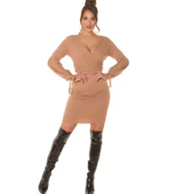 Koucla Cappuccino pitsihihainen wrap-look v-neulemekko