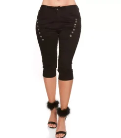 Koucla Curvy Girls Size mustat nappikoristeiset caprit