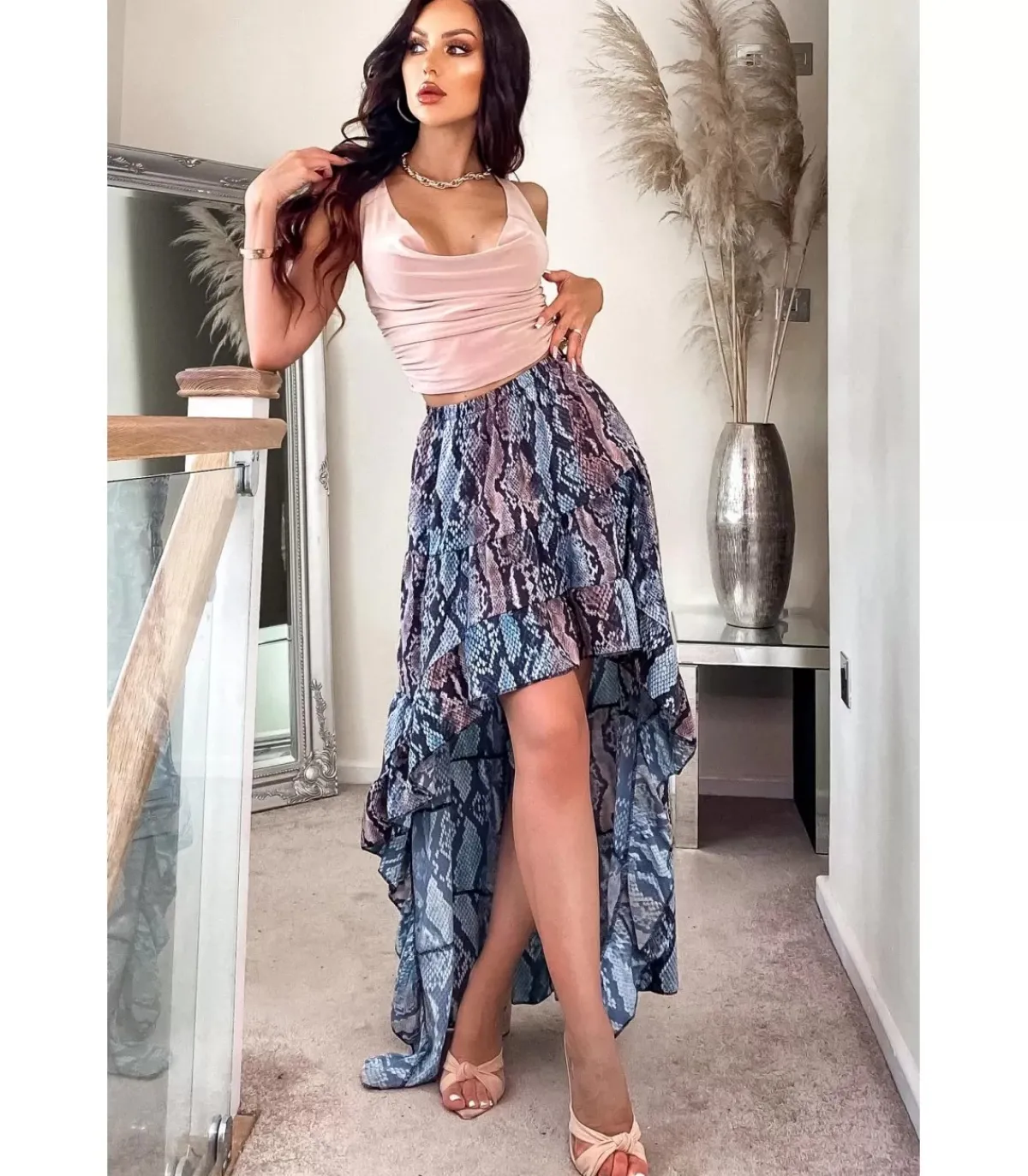 CW Shamara sininen käärmekuvioinen high low -latinahame