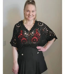 Elle Style Hena musta virkattu paita