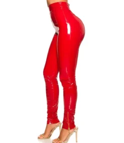 Koucla punaiet latex look peppuhouut
