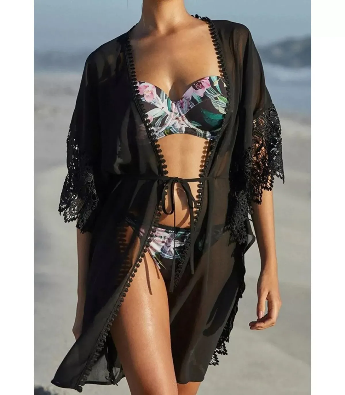 LC Musta mesh kimono koristekirjailuilla