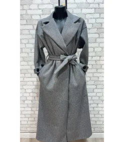 Hersecret My Style harmaa trenssitakki vyöllä