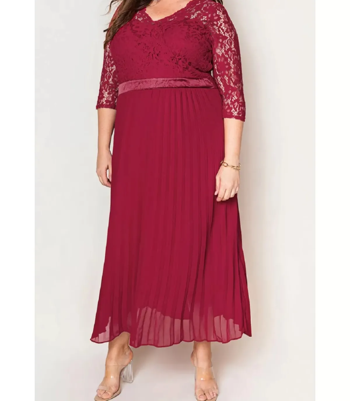LC Punainen pitsikoristeinen vekkijuhlamekko (plus size)