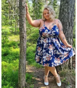 LC Tuanininen kukkakuvioinen wrap-look v-ekko