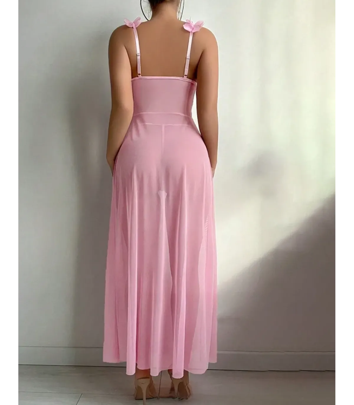 Hersecret Vaaleanpunainen avonainen pitkä babydoll koristeilla